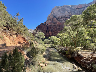 113 a18. Zion National Park - Scout Landing hike - bridge view