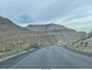 drive to valley of fire drive on Route 9 to I-15, Hurricane