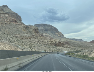 163 a18. Arizona drive on I-15, Virgin River, amazing views