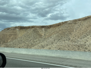 196 a18. Arizona drive on I-15, Virgin River, amazing views