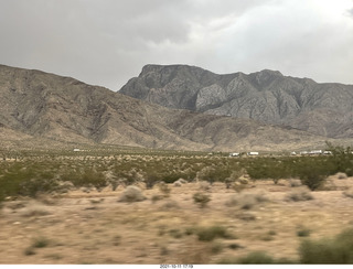 Arizona I-15 Virgin River drive - amazing rocks and views