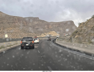 Arizona I-15 Virgin River drive - amazing rocks and views - rain