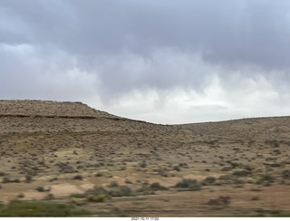 503 a18. Arizona I-15 Virgin River drive - amazing rocks and views