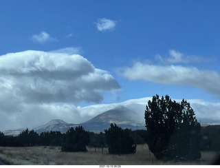 171 a18. drive on Route 89 to Flagstaff - clouds