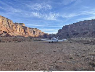 Utah back country - Hidden Splendor airstrip + Adam and N8377W