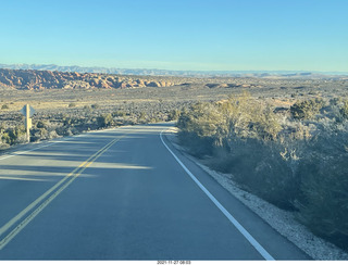 23 a19. Utah - Arches National Park drive