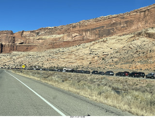 56 a19. Utah - Arches National Park - line of cars to get in (we came earlier)