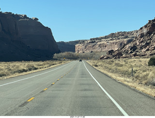 65 a19. Moab - drive to canyonlands