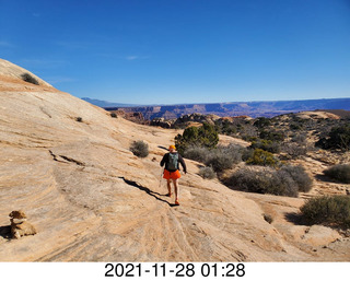 106 a19. Canyonlands National Park - Lathrop Hike (Shea picture) + Adam