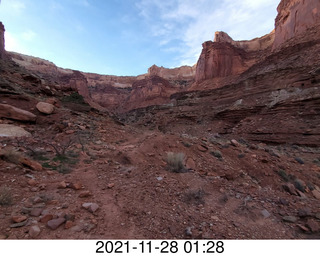 121 a19. Canyonlands National Park - Lathrop Hike (Shea picture)