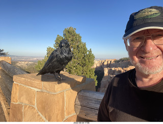 Bryce Canyon - raven + Adam