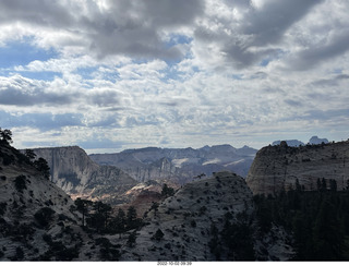 Northgate Peaks trail - vista view