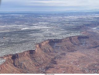 78 a1n. aerial - Canyonlands on Colorado River side