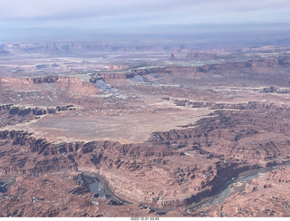83 a1n. aerial - Canyonlands on Colorado River side