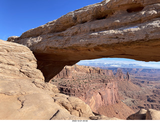 181 a1n. Utah - Canyonlands - Mesa Arch