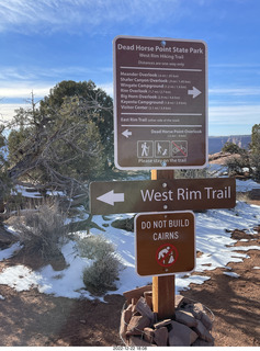 228 a1n. Utah - Dead Horse Point State Park - sign