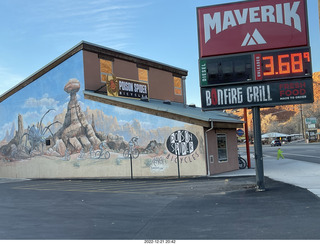 Utah - Moab - Poison Spider bicycle shop + Maverick sign