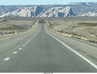 9 a1n. Utah - driving from moab to hanksville - San Rafael Reef