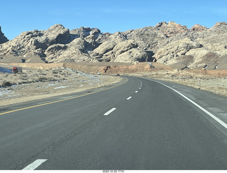 32 a1n. Utah - driving from moab to hanksville - Interstate 70 - San Rafael Reef