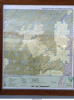 140 a1n. Utah - Hanksville - sign and map