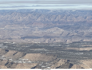 10 a1n. aerial - canyonlands - Green River