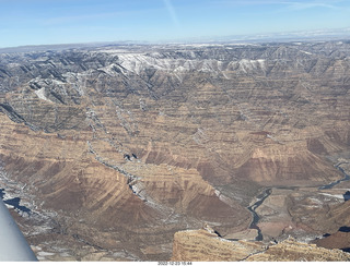 50 a1n. aerial - canyonlands - Green River, Desolation Canyon, Book Cliffs