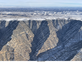 55 a1n. aerial - canyonlands - Green River, Desolation Canyon, Book Cliffs