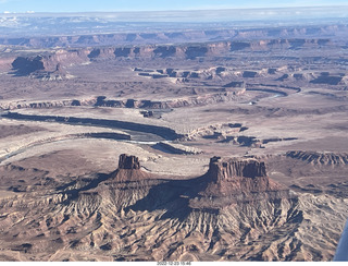 292 a1n. aerial - canyonlands - Canyonlands National Park - Green River side