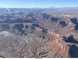 35 a1n. aerial - Canyonlands (Green River side)