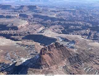 48 a1n. aerial - Canyonlands (Green River side)