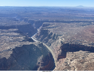 88 a1n. aerial - Cataract Canyon