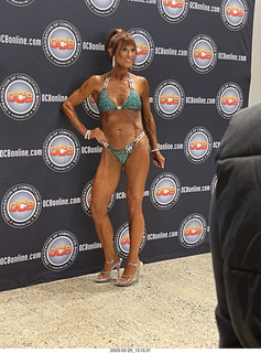 Organization of Competitive Bodybuilders (OCB) show - outside women - Thomesa