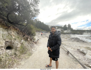 245 a1s. New Zealand - Hell's Gate - mud and thermal walk - Khanna