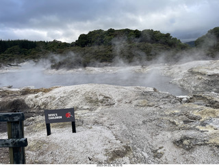 249 a1s. New Zealand - Hell's Gate - mud and thermal walk
