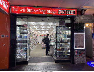 319 a1s. New Zealand - Auckland - We sell intesting things - FUNTECH