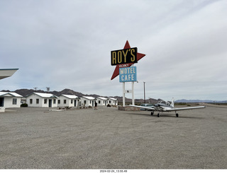 Amboy - Roys Motel with N8377W