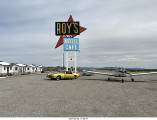 Amboy - Roys Motel with N8377W