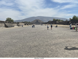 Teotihuacan - Temple of the Sun and mountain
