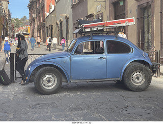 117 a24. San Miguel de Allende  - VW beetle