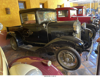 99 a24. town of Tequila tour  - how they make tequila - old cars