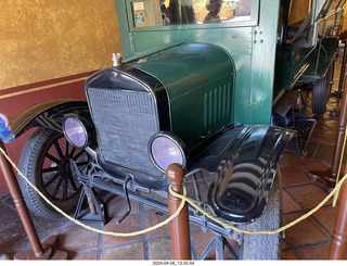 155 a24. town of Tequila tour - old car
