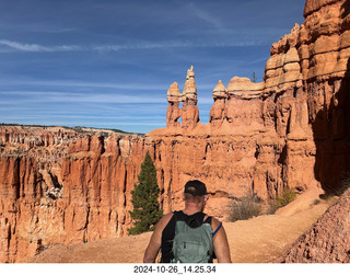 72 a2a. Bryce Canyon National Park + Adam