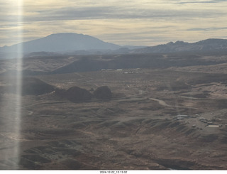 56 a2c. aerial - Utah - Halls Crossing