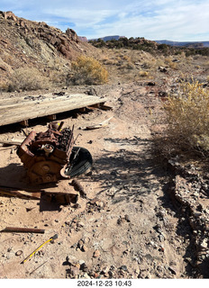 Utah - Wee Hope Mine airstrip - Tyler's exploration pictures