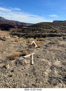 192 a2c. Utah - Wee Hope Mine airstrip - Tyler's exploration pictures