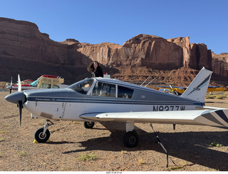 Monument Valley (UT25) - tying down N8377W