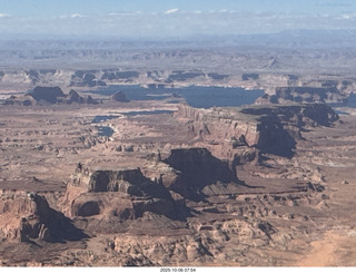 282 a2n. aerial - Monument Valley area