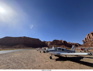 shanley pics - Monument Valley (UT25) - N8377W