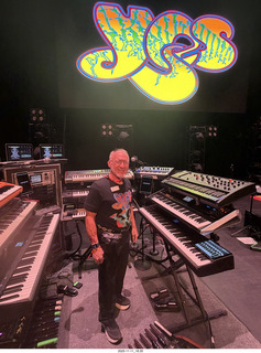 Mesa Arts - Yes - pre-show stage tour - Adam