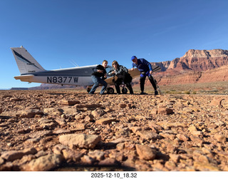 424 a2q. Utah backcountry - Road Crossing airstrip - N8377W - Tyler and Heather and Adam
